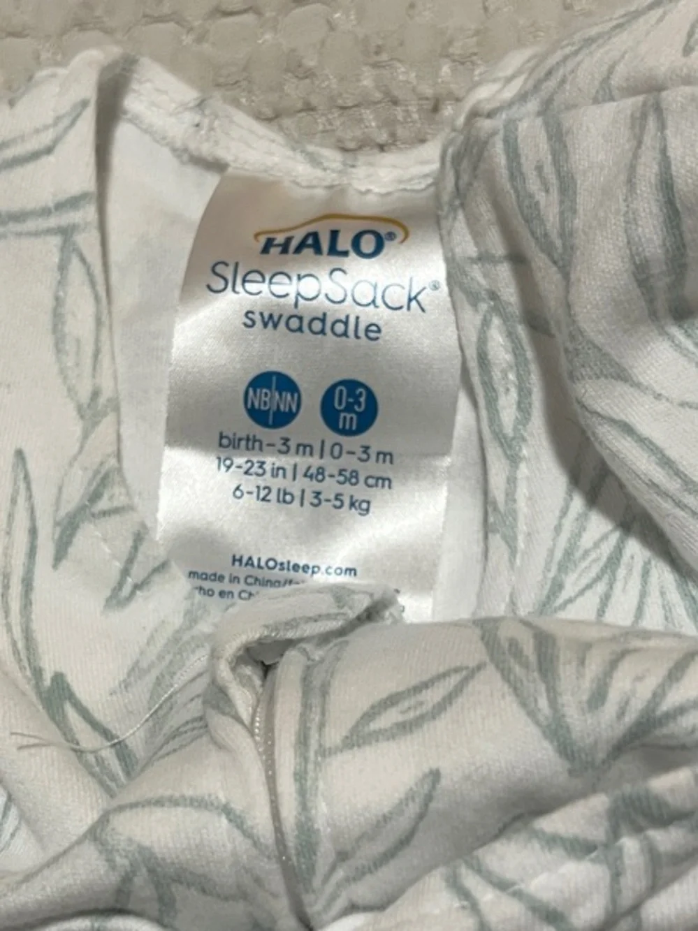 Halo soft sleeveless
